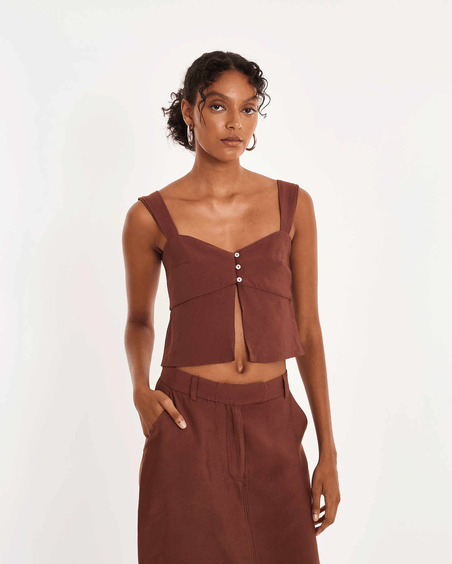 BROWN TOP