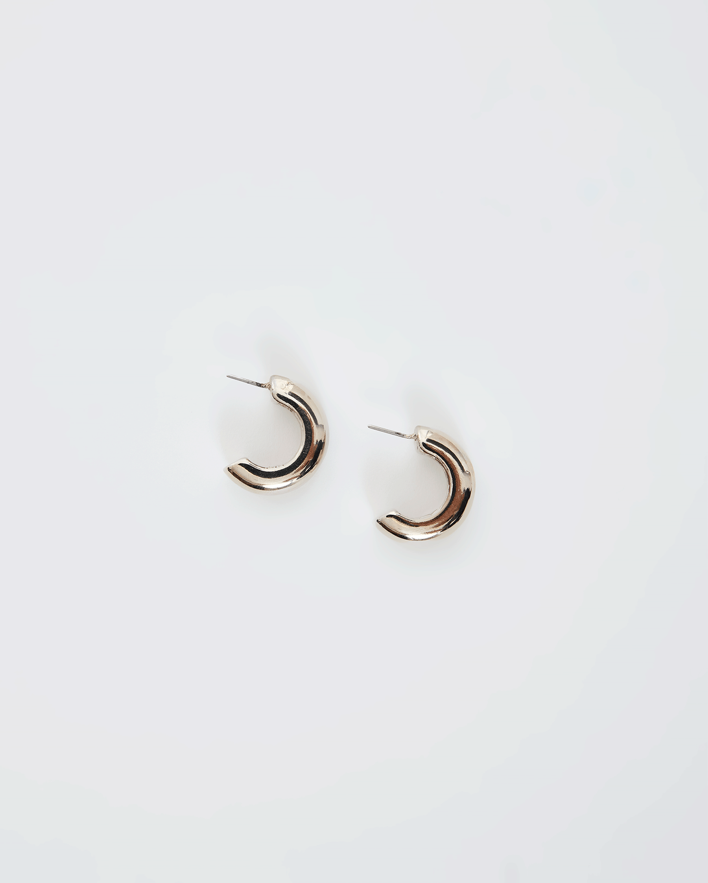 SILVER EARRING